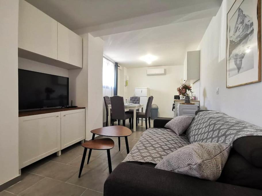 L'Elegant Duplex - Clim I Wifi I Proche Du Centre-Ville ميراماس المظهر الخارجي الصورة