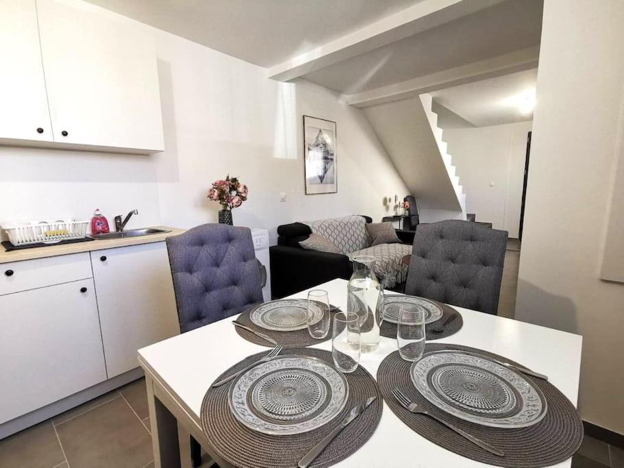 L'Elegant Duplex - Clim I Wifi I Proche Du Centre-Ville ميراماس المظهر الخارجي الصورة